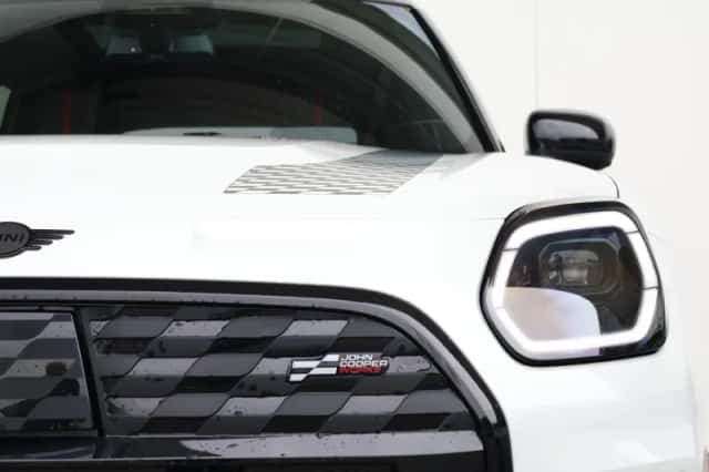 MINI Countryman (2026) thumbnail 3