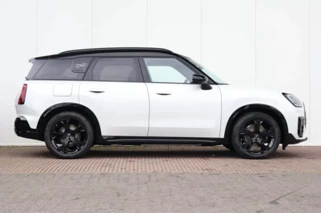 MINI Countryman (2026) thumbnail 5