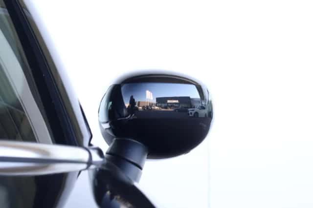 MINI Cabrio (2023) thumbnail 4