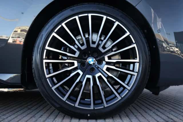 BMW 7-Serie (2026) thumbnail 6
