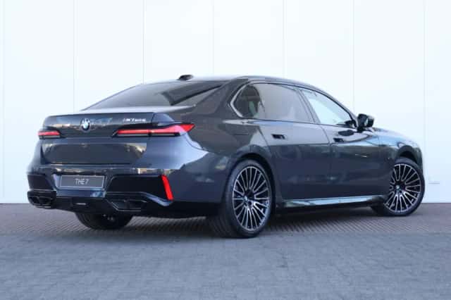 BMW 7-Serie (2026) thumbnail 7