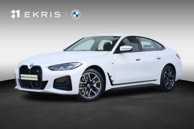 BMW i4 (2023)
