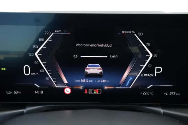 BMW i4 (2023) thumbnail 21