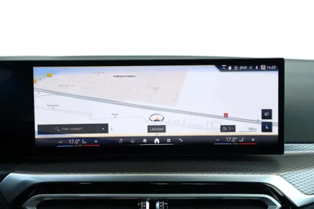 BMW i4 (2023) thumbnail 30