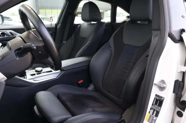 BMW i4 (2023) thumbnail 37