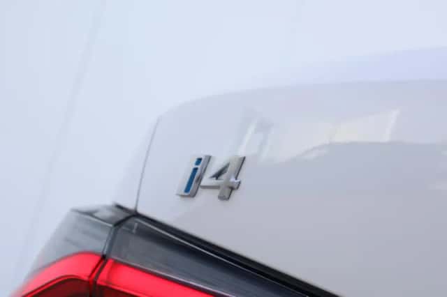 BMW i4 (2023) thumbnail 50