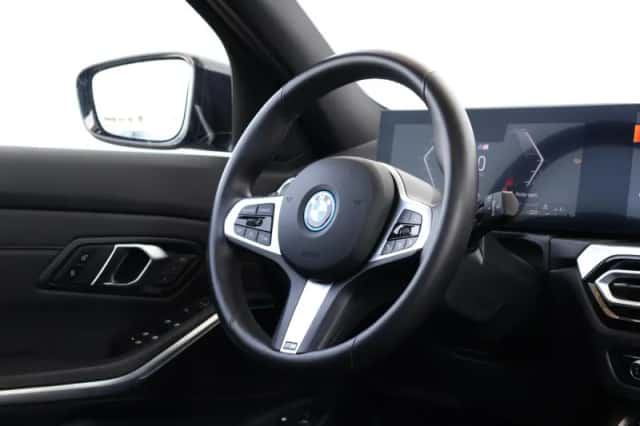 BMW 3-Serie (2024) thumbnail 11
