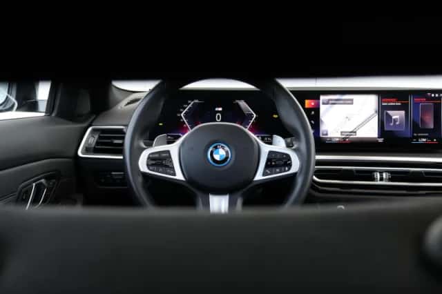 BMW 3-Serie (2024) thumbnail 14