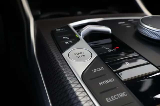 BMW 3-Serie (2024) thumbnail 24