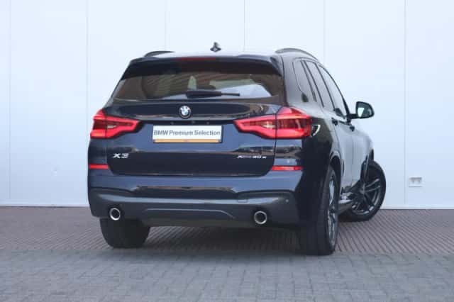 BMW X3 (2020) thumbnail 2