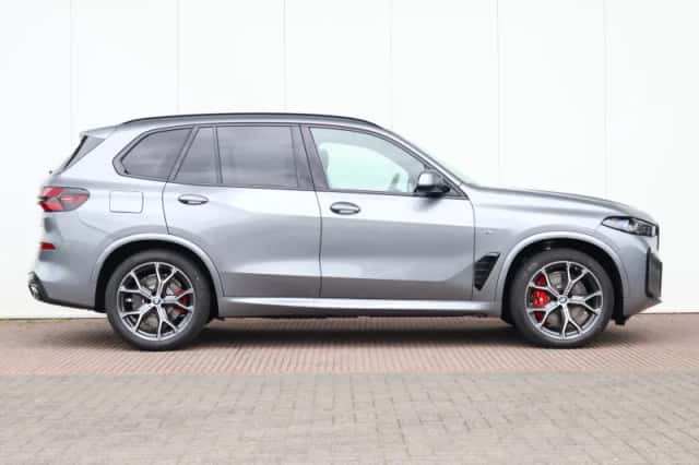 BMW X5 (2026) thumbnail 5