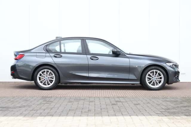 BMW 3-Serie (2022) thumbnail 5
