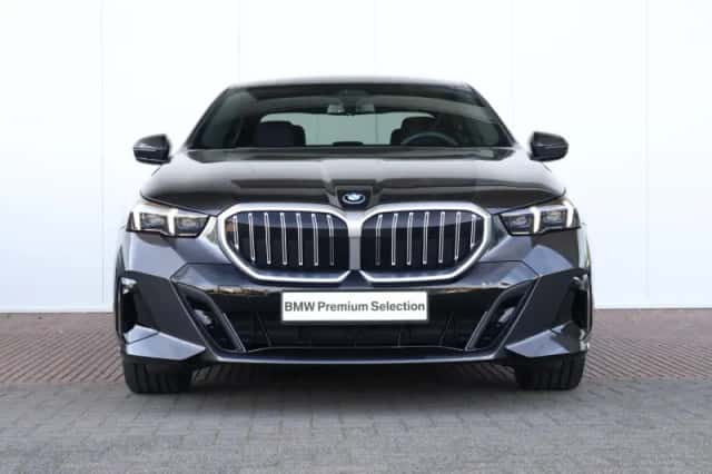 BMW 5-Serie (2025) thumbnail 2
