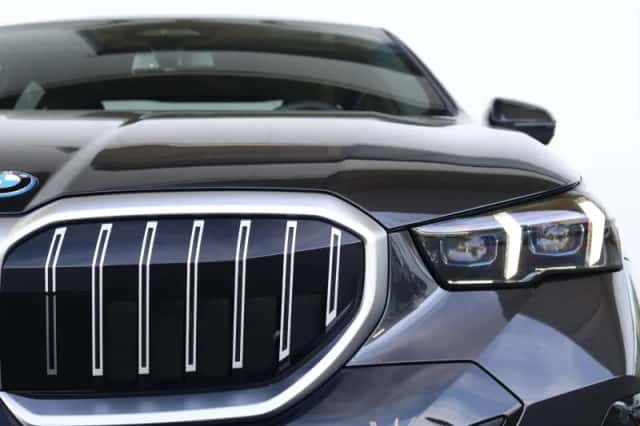 BMW 5-Serie (2025) thumbnail 3