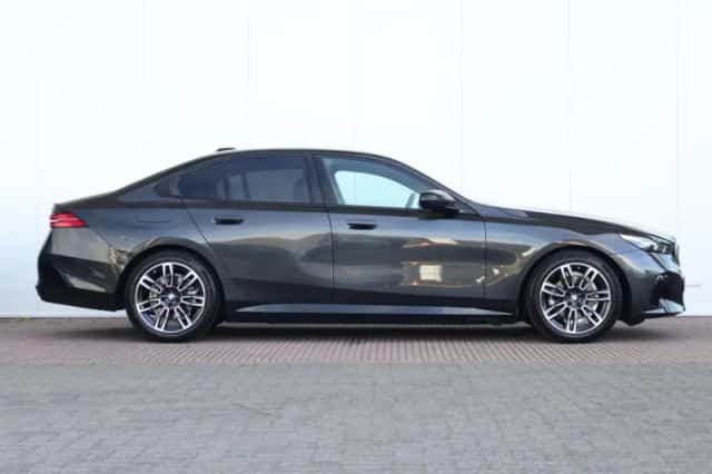 BMW 5-Serie (2025) thumbnail 5