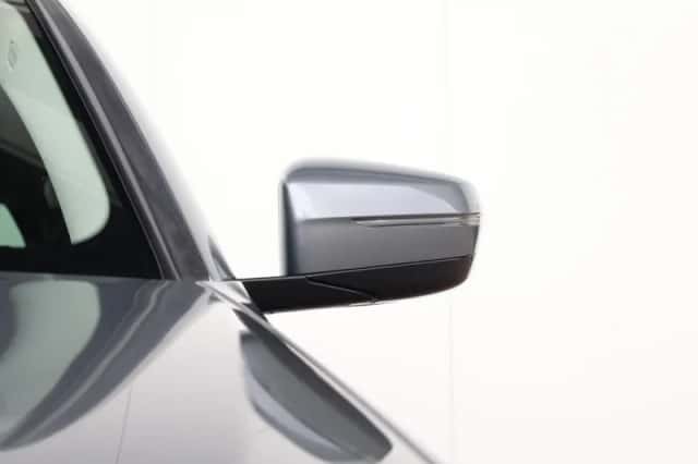 BMW 3-Serie (2023) thumbnail 4