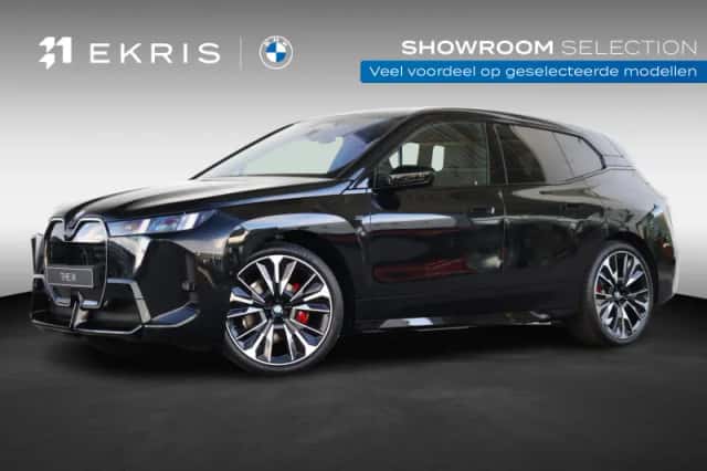 BMW iX (2026) thumbnail 1