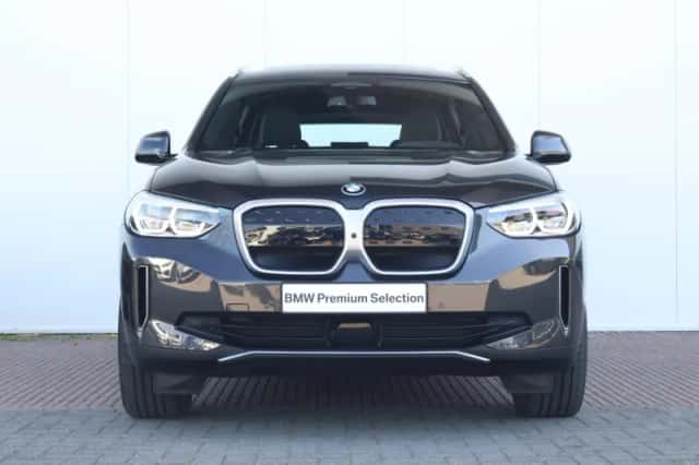 BMW iX3 (2021) thumbnail 2