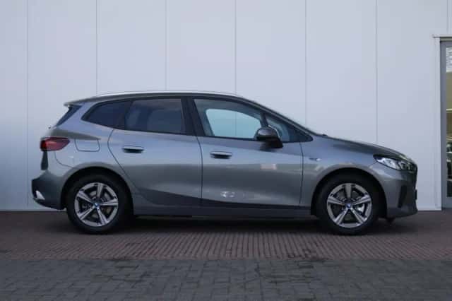 BMW 2-Serie (2023) thumbnail 5