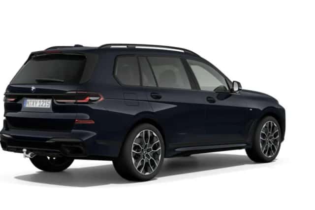 BMW X7 (2026) thumbnail 2