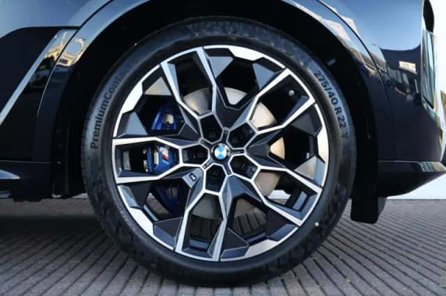 BMW X7 (2026) thumbnail 6