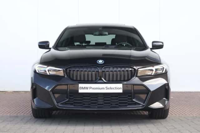 BMW 3-Serie (2025) thumbnail 2