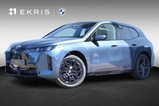 BMW iX (2026) thumbnail 1