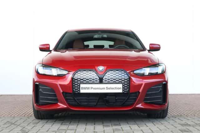BMW i4 (2025) thumbnail 2