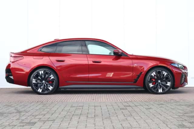 BMW i4 (2025) thumbnail 5