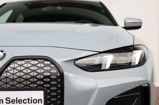 BMW i4 (2026) thumbnail 3