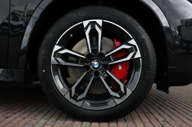 BMW iX1 (2026) thumbnail 6
