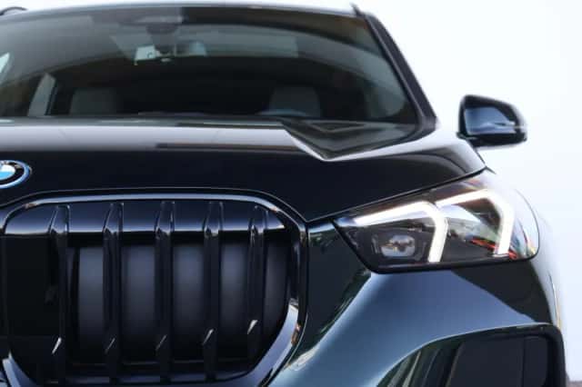 BMW X1 (2026) thumbnail 3