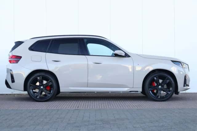 BMW X3 (2026) thumbnail 5