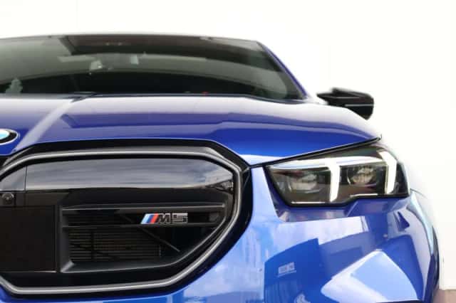BMW M5 (2026) thumbnail 3