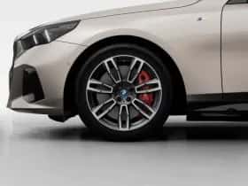BMW i5 (2025) thumbnail 3