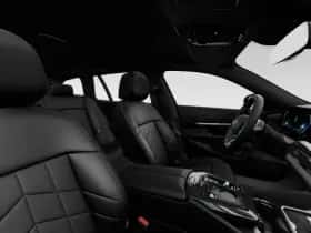 BMW i5 (2025) thumbnail 4