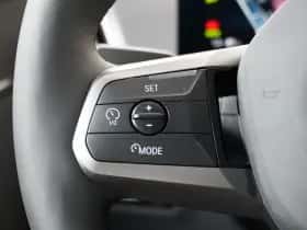 BMW iX (2026) thumbnail 21