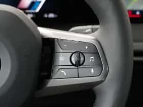 BMW iX (2026) thumbnail 22
