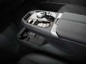 BMW iX (2026) thumbnail 23