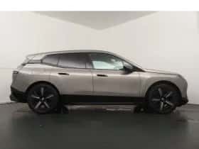 BMW iX (2026) thumbnail 8