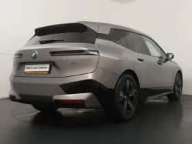 BMW iX (2026) thumbnail 9