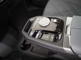 BMW iX (2026) thumbnail 14