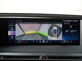 BMW iX (2026) thumbnail 17