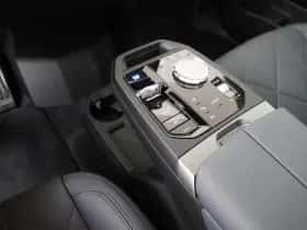 BMW iX (2026) thumbnail 22