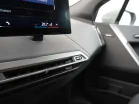 BMW iX (2026) thumbnail 23
