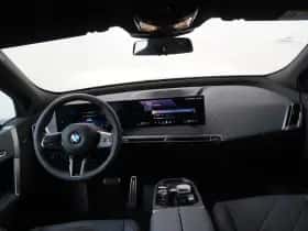 BMW iX (2026) thumbnail 5