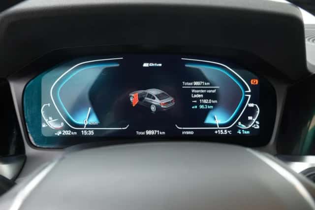 BMW 3-Serie (2022) thumbnail 3