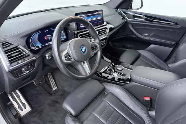BMW X3 (2023) thumbnail 4