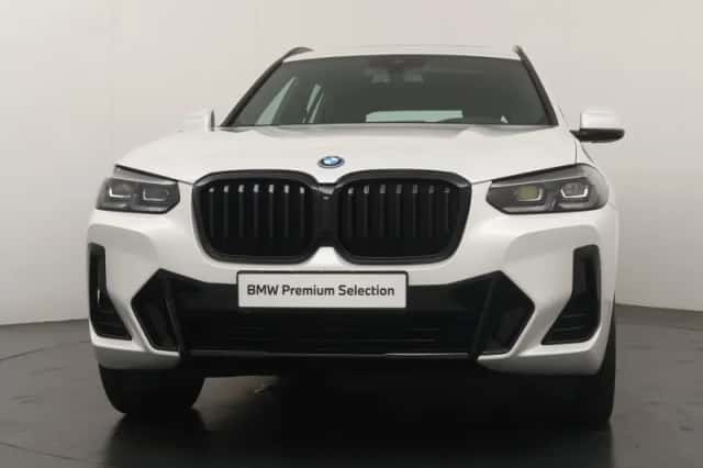 BMW X3 (2023) thumbnail 6
