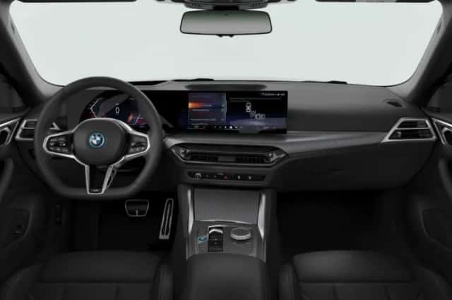 BMW i4 (2026) thumbnail 3